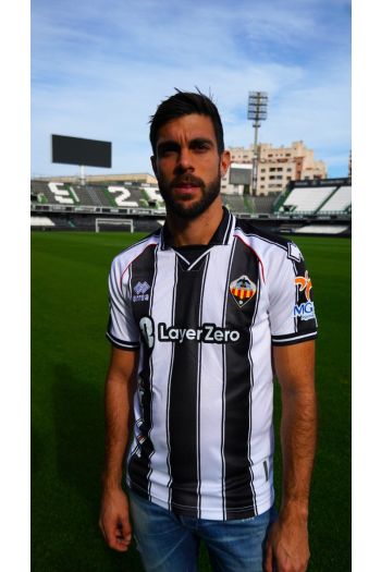 CAMISETA 1&ordm; EQUIPACI&Oacute;N 25/26